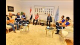 محافظ أسيوط يكرم طاقم إسعاف خاطر بحياته لإنقاذ عامل من بئر صرف صحي بعمق 12 متر (1)