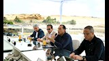 رئيس الوزراء يلتقى أهالي نزلة السمان لمناقشة تطوير المنطقة (1)