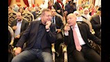 محافظ القاهرة يشارك في توزيع لحوم ومواد غذائية على 1000 أسرة بمدينة نصر (6)