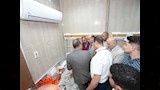 محافظ أسيوط يزور المرضى بمستشفى الإصابات الجامعي ويشاركهم فرحة عيد الأضحى بتوزيع الهدايا والعيديات (2)