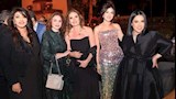 "عروسة البحر".. 10صور لـ مي عمر بفستان لامع في حفل زفاف نجل إدوارد