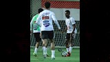 مران منتخب مصر استعدادًا لودية روسيا (17)