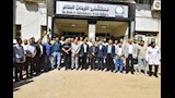 محافظ أسيوط يواصل جولاته الإنسانية بالمستشفيات في العيد.. هدايا وعيديات للمرضى ورسائل دعم للأطقم الطبية (23)