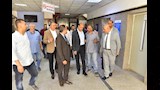 محافظ أسيوط يواصل جولاته الإنسانية بالمستشفيات في العيد.. هدايا وعيديات للمرضى ورسائل دعم للأطقم الطبية (24)