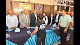 محافظ أسيوط يشارك الأيتام فرحة العيد.. هدايا وعيديات وتكريم للعاملين بدور الرعاية (8)