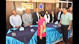 محافظ أسيوط يشارك الأيتام فرحة العيد.. هدايا وعيديات وتكريم للعاملين بدور الرعاية (10)