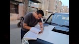 رئيس الرقابة يوقع في السجل