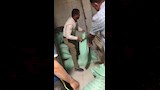 ضبط مخبز يغش رغيف الخبز بالفيوم (3)