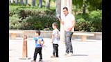 حديقة الأزهر تحتضن آلاف الزوار احتفالا بأول أيام عيد الأضحى (14)
