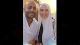تامر عاشور وزوجته اثناء اداء مناسك الحج