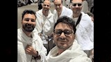 احمد حاتم والداعية مصطفى عاطف اثناء اداء مناسك الحج