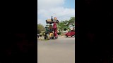 مجسم الغوريلا المثير للجدل بالبحيره