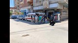 خروج جثمان والدة الفنان أحمد حلمي من المستشفى دار الطب ببنها (2)