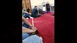 الحزن يسيطر على أحمد حلمي قبل جنازة والدته (2)