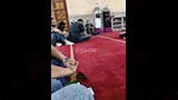 الحزن يسيطر على أحمد حلمي قبل جنازة والدته (4)