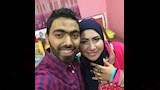 حسين الشحات وزوجته