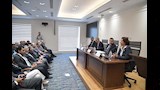 خلال الاجتماع