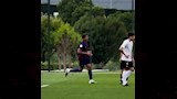 حمزة عبد الكريم (4)