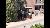 النيران تلتهم سيارة ميكروباص داخل مغسلة بأسيوط (2)