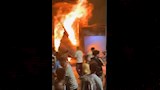 حريق مخزن بويات بالوراق.. النيابة تستعين بالأدلة الجنائية لكشف الأسباب (11)