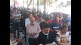 المطربون يساندون حمو بيكا في جنازة والده (6)