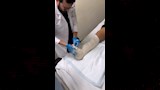 اصابة فيفي عبده بكسر في القدم بسبب حادث (1)