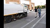 محافظ أسوان يتفقد المكنسة الكهربائية بعد اصلاحها