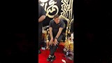 بكاء وانهيار حمو بيكا أثناء تلقيه عزاء والده بالإسكندرية (9)
