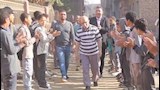 ممر شرفي من المنزل للمدرسة لتوديع معلم (3)