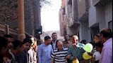 ممر شرفي من المنزل للمدرسة لتوديع معلم (6)