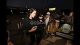 فيفي عبدة تصل عزاء سهير زكي (1)