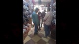 جانب من مرور الحملة في احدى المحال