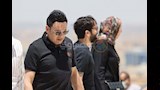 مصطفىى قمر من جنازة هاني شاكر