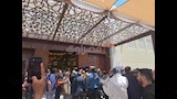 لحظة وصول جثمان هاني شاكر  (2)