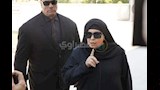 فيفي عبده في جنازة الفنان الراحل هاني شاكر (2)