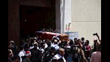 لحظة خروج جثمان هاني شاكر من مسجد أبو شقة (2)