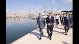 متابعة العبور