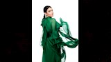 اعتمدت سارة تسريحة الشعر الضفيرة