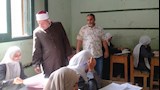 مدير العلوم الشرعية بالقليوبية يتفقد لجان امتحانات البنين والفتيات فى الخصوص (4)