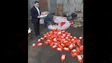 ضبط أطنان من زيوت السيارات المُعاد تدويرها قبل طرحها بالجيزة (5)