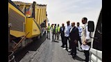 وزير النقل ومحافظ أسيوط يشهدان التشغيل التجريبي للمرحلتين الثانية والثالثة من محور ديروط (7)