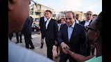 الرئيس السيسي يصطحب ماكرون في جولة على الممشى السياحي بكورنيش الإسكندرية
