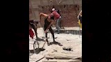 إزالة بناء مخالف في الإسكندرية (16)