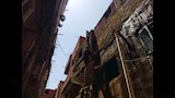 النيران التهمت كل شيء.. حريق ضخم داخل منزل في المنوفية- صور