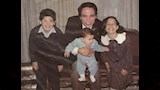 عادل إمام مع أبنائه