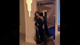 يارا السكري بفستان اسود ووشاح (1)