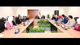 خلال الاجتماع