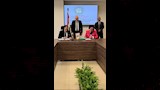 جانب من توقيع العقد (1)