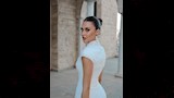 بيرلا حرب بفستان جذاب 