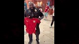 الشرطي الأمريكي إيريك هدسون بتيشرت منتخب مصر